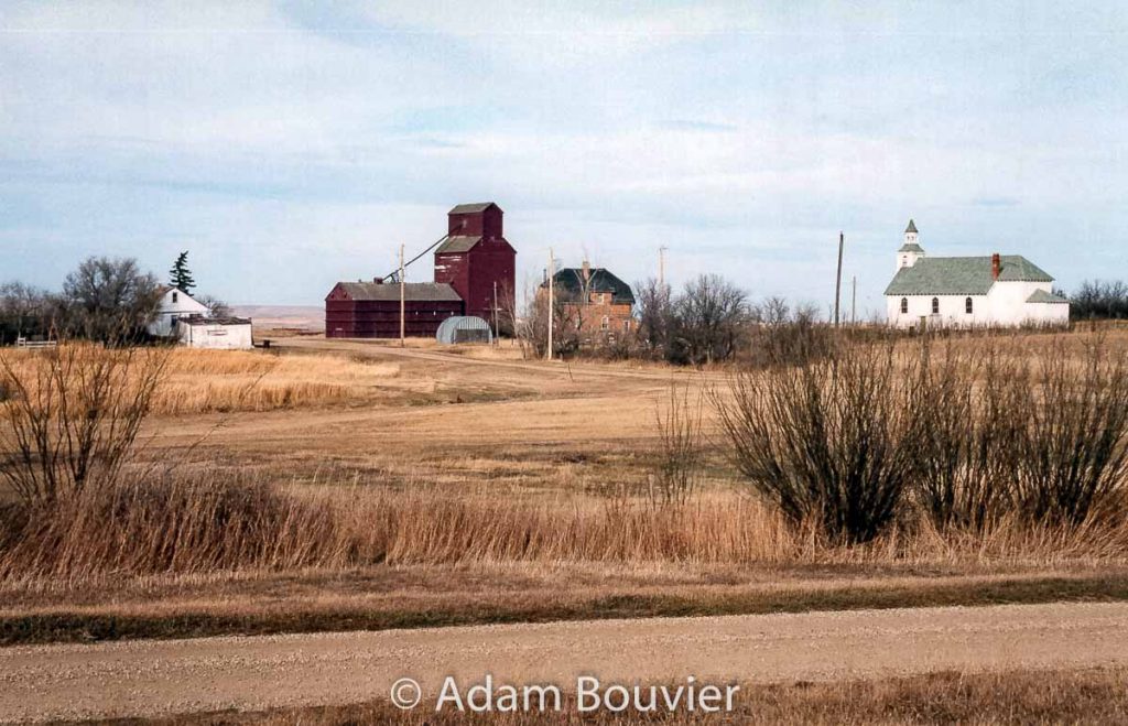 Spring Valley, SK, Nov 2004. Contributed by Adam Bouvier.