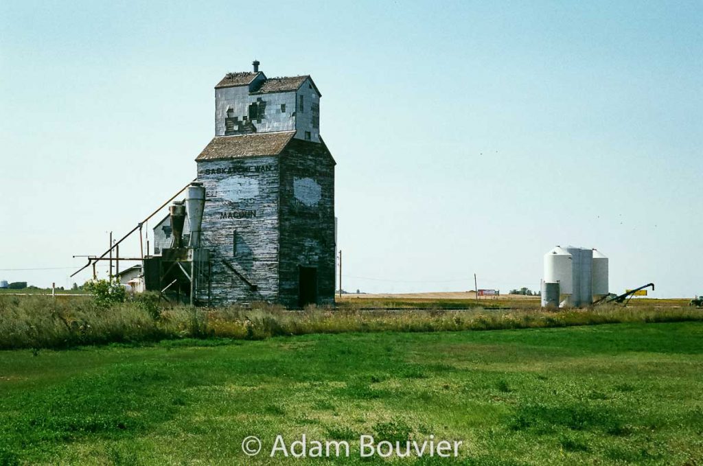 An ex Pool grain elevator in Macoun, SK, 2017. Contributed by Adam Bouvier.
