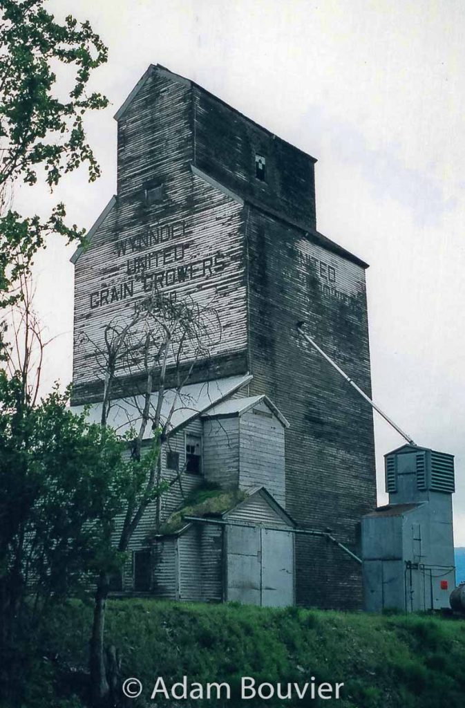UGG grain elevator in Wynndell, BC, May 2005. Contributed by Adam Bouvier.