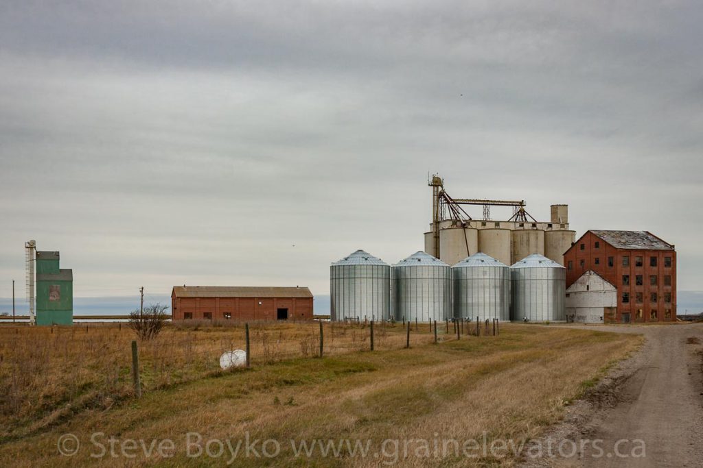 B&D Walter Farms elevators in Raymond, AB. October 2014.