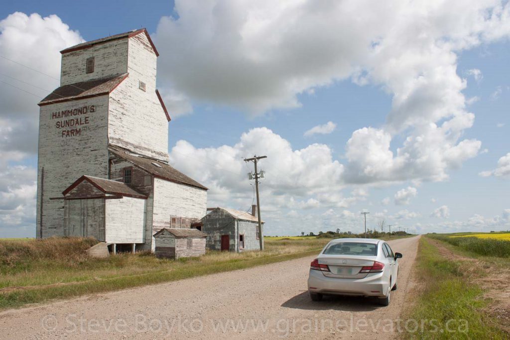 Grain elevator in Hathaway, MB, Aug 2014. Contributed by Steve Boyko.