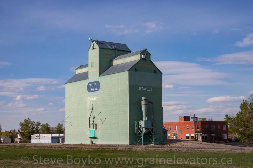 Stavely grain elevator, May 2017