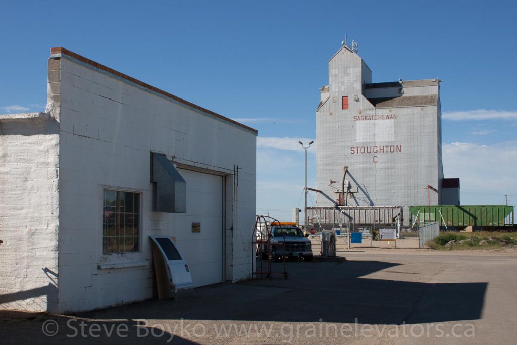 Ex Saskatchewan Wheat Pool grain elevator in Stoughton, SK, Aug 2015. Contributed by Steve Boyko.