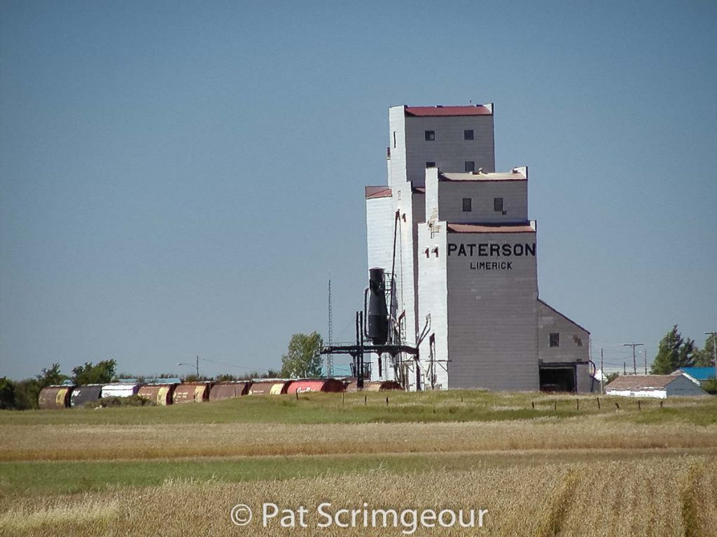 Limerick, SK grain elevator, Sept. 2002. Contributed by Pat Scrimgeour.