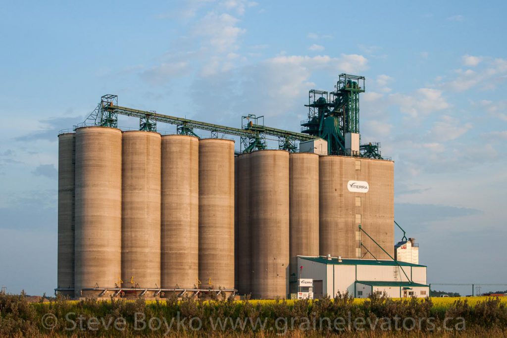 Viterra grain elevator, near Forrest, Aug 2014. Contributed by Steve Boyko.