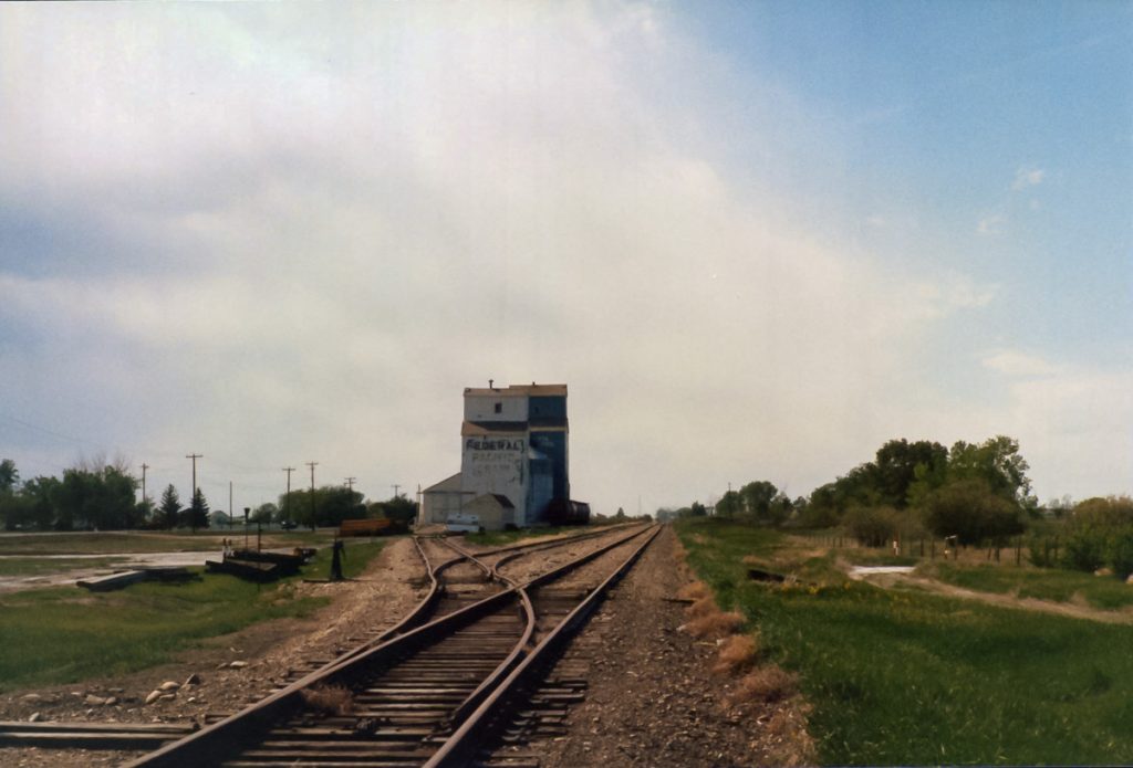 Grain elevators at Duchess, AB, May 1989. Copyright by Robert Boyd.