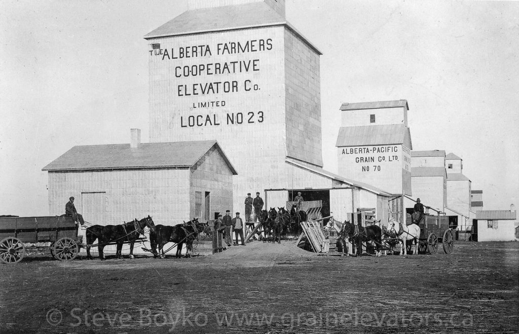 Barons, AB grain elevators, 1913.