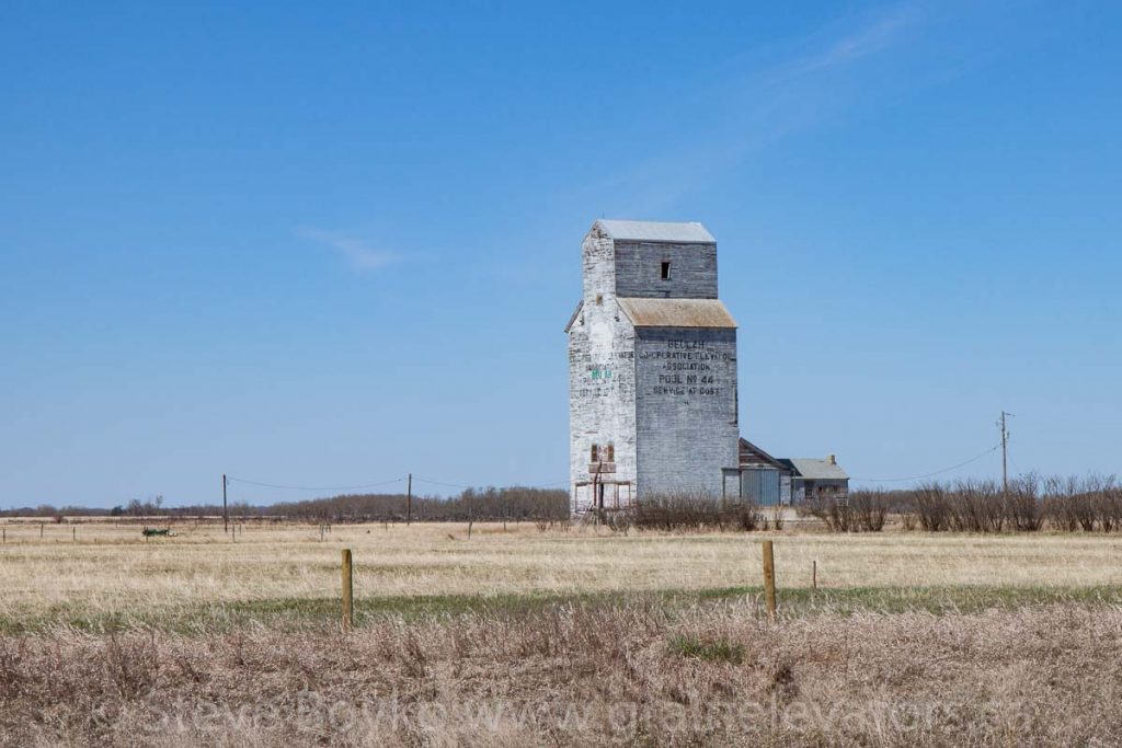 Beulah, MB grain elevator, April 2016. Contributed by Steve Boyko.