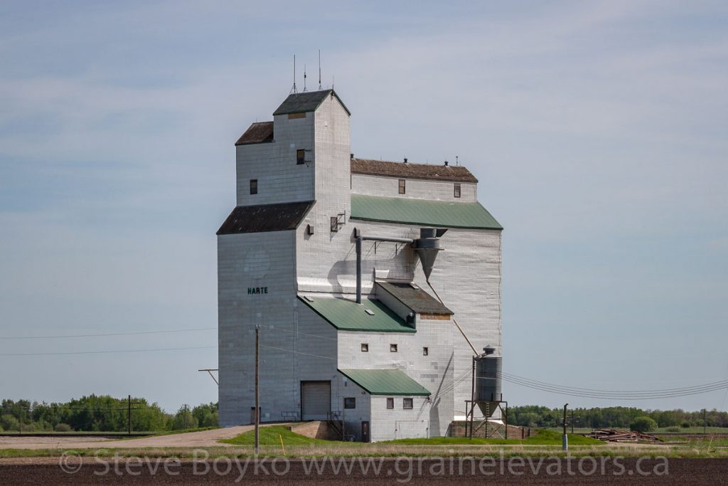 The Harte, MB grain elevator, May 2014. Contributed by Steve Boyko.