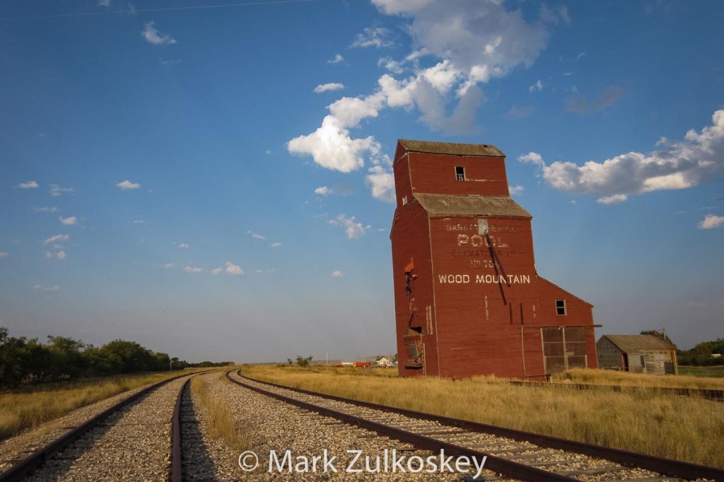 Wood Mountain, SK grain elevator. Contributed by Mark Zulkoskey.