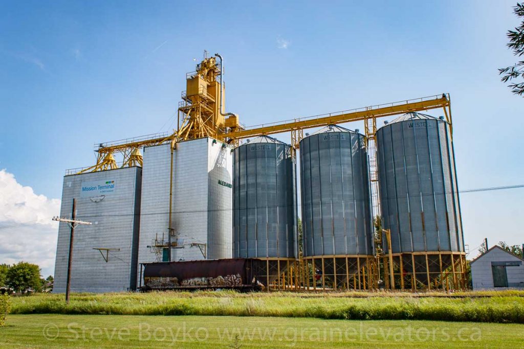 Grain elevator in Alexander, MB, Aug 2014. Contributed by Steve Boyko.