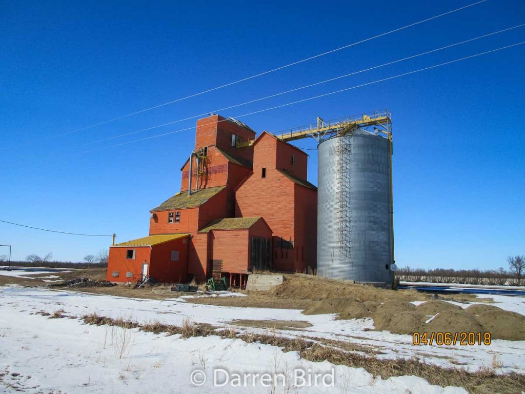 The former Pioneer grain elevator in Conquest, Apr 2018. Contributed by Darren Bird.