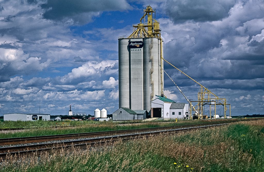 The Agricore grain elevator near Rosser, MB, July 2001. Copyright by Gary Rich.