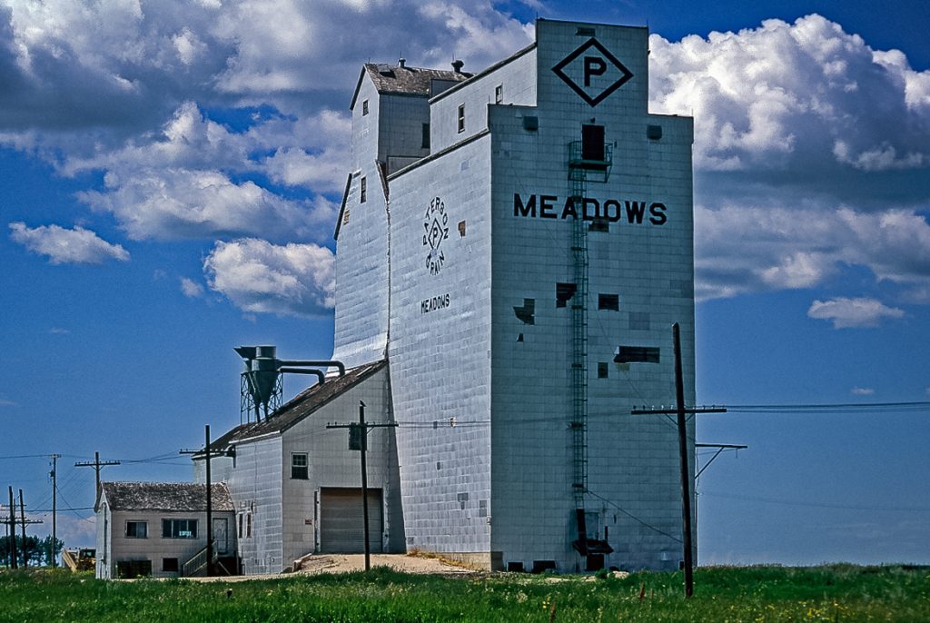 The Meadows, MB grain elevator, July 2001. Copyright by Gary Rich.