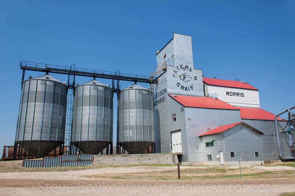 Morris, MB grain elevator, July 2014. Contributed by Steve Boyko.