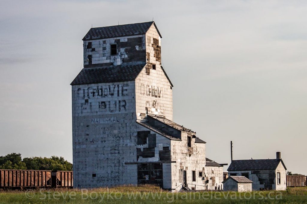Ogilvie elevator in Napinka, MB, Aug 2014. Contributed by Steve Boyko.