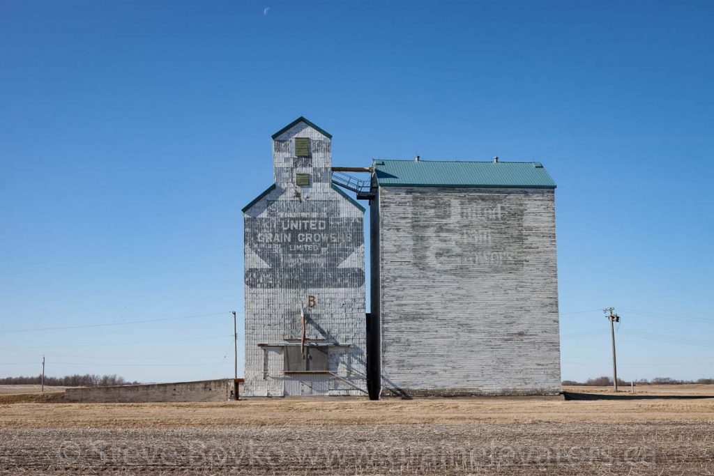 The ex UGG grain elevator in Silverton, MB, Apr 2016. Contributed by Steve Boyko.