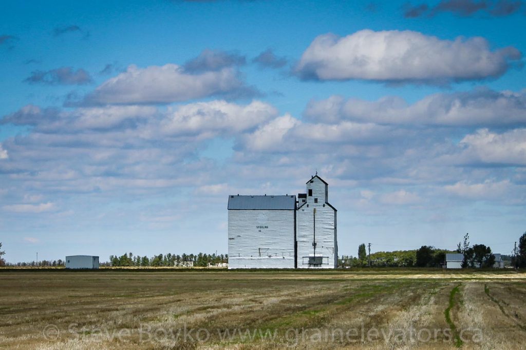 Sperling, MB grain elevator, Sep 2010. Contributed by Steve Boyko.