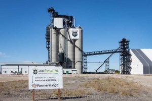 P&H grain elevator outside Gladstone, MB, Aug 2017. Contributed by Steve Boyko.