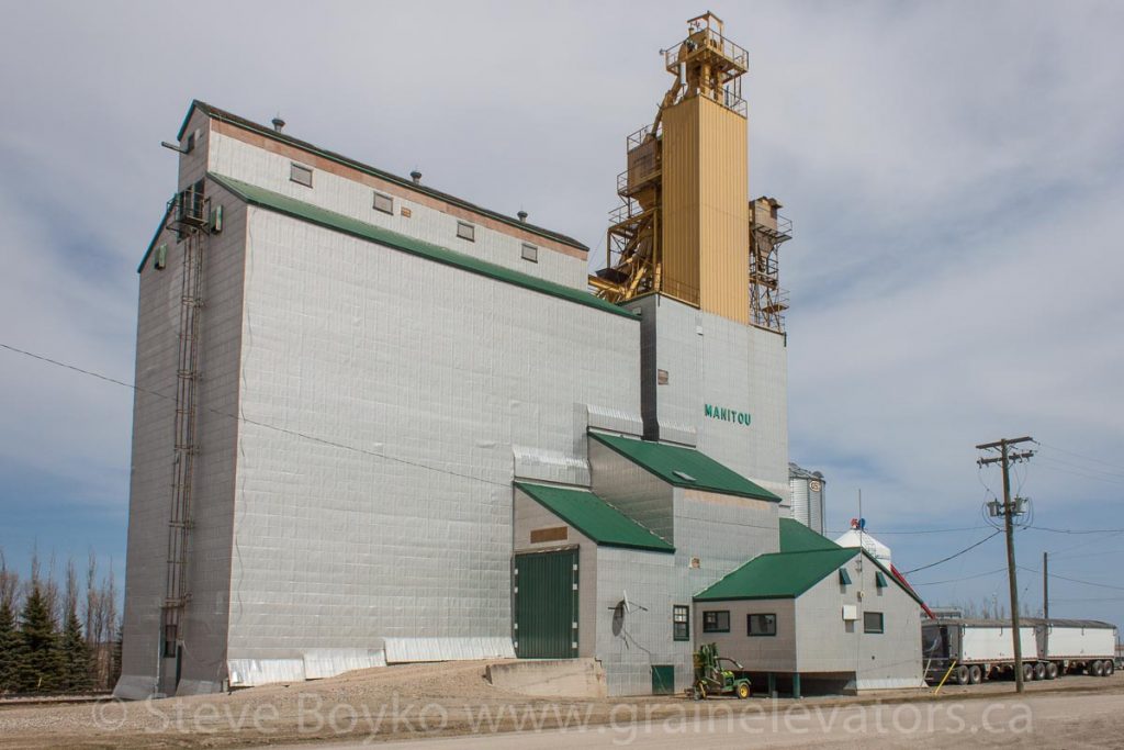 Manitou, MB grain elevator, May 2014. Contributed by Steve Boyko.