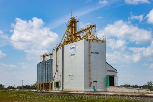 The Delmar Commodities grain elevator at Westroc, MB, Aug 2013. Contributed by Steve Boyko.