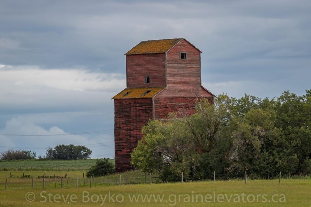 Former Excelsior, AB grain elevator, July 2018. Contributed by Steve Boyko.