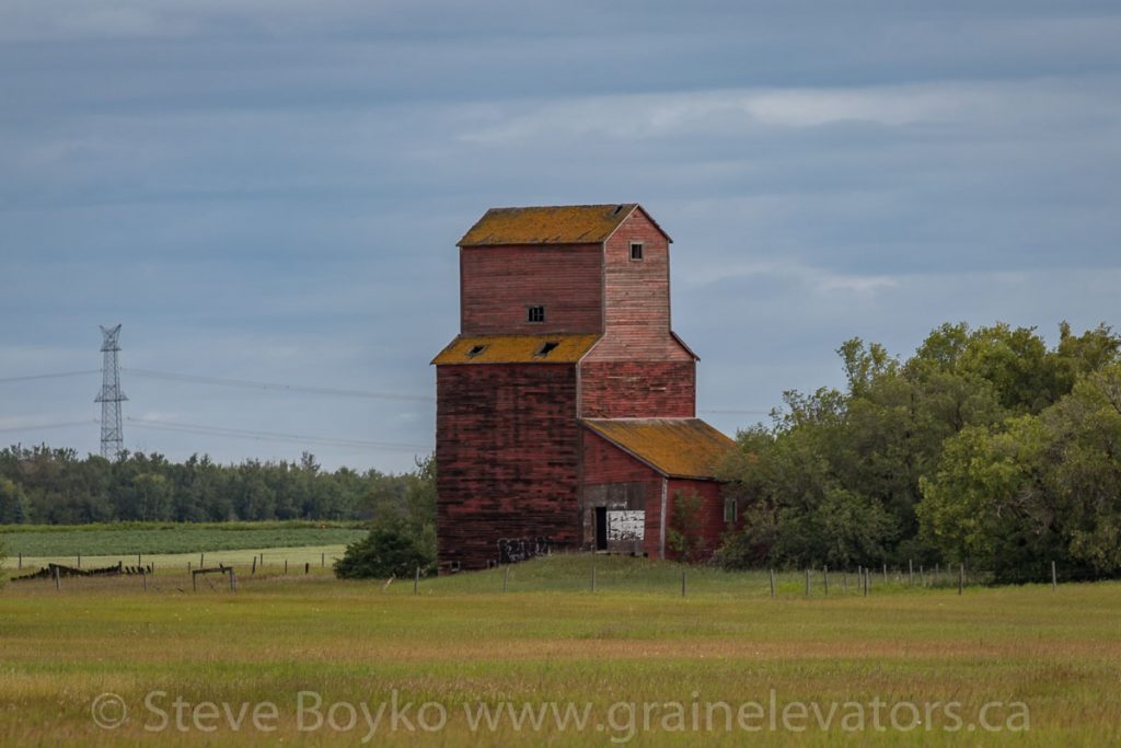 Former Excelsior, AB grain elevator, July 2018. Contributed by Steve Boyko.