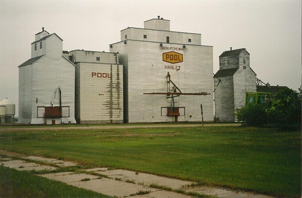 Hanley, SK grain elevators. Copyright by Peter Kroeger.