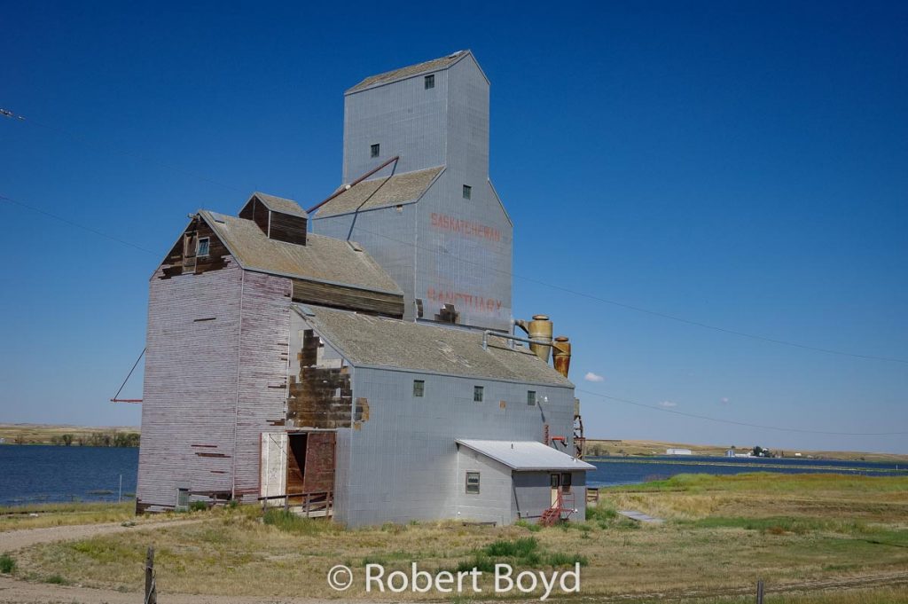The grain elevator in Sanctuary, SK, summer of 2017. Contributed by Robert Boyd.