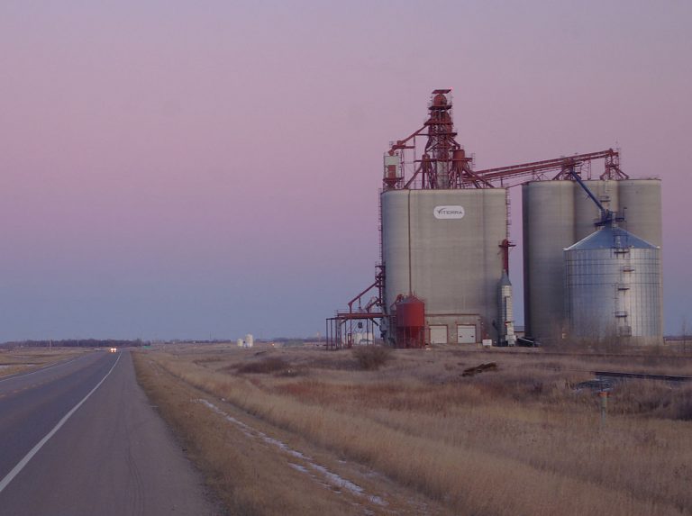 Carnduff – Grain Elevators of Canada