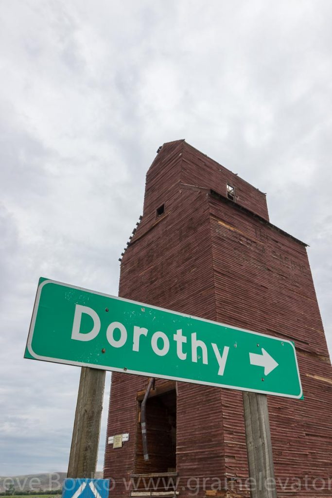 Dorothy, AB grain elevator, June 2018. Contributed by Steve Boyko.