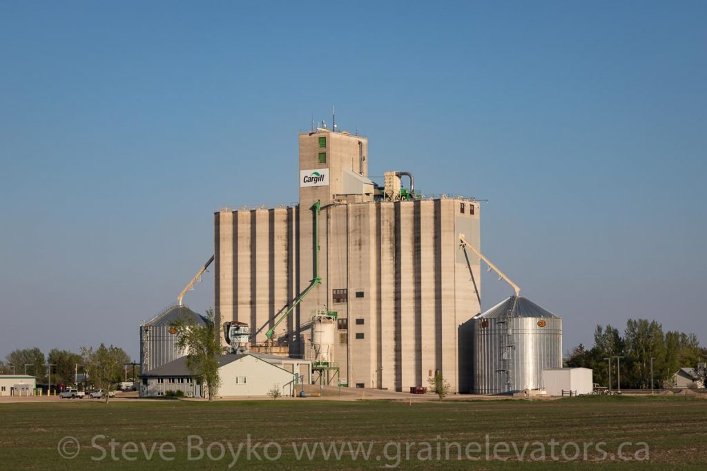 Cargill grain elevator in Elm Creek, Manitoba, Jan 2018. Contributed by Steve Boyko.