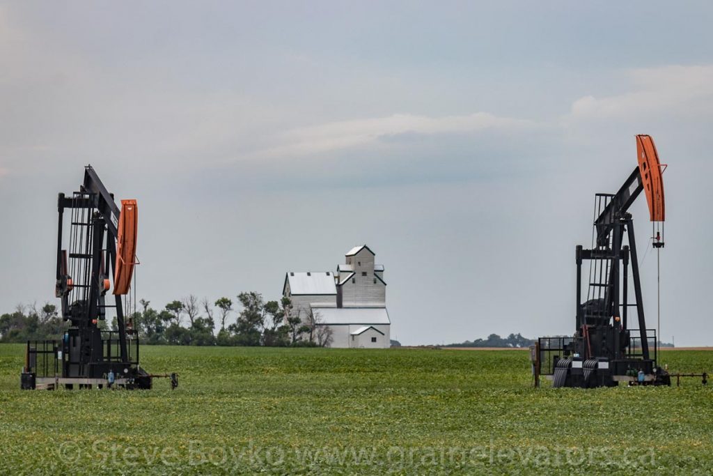 The Dalny grain elevator