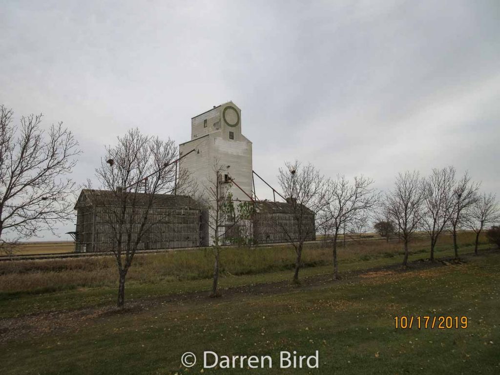 Grain elevator in Briercrest, SK, Oct 2019. Contributed by Darren Bird. 