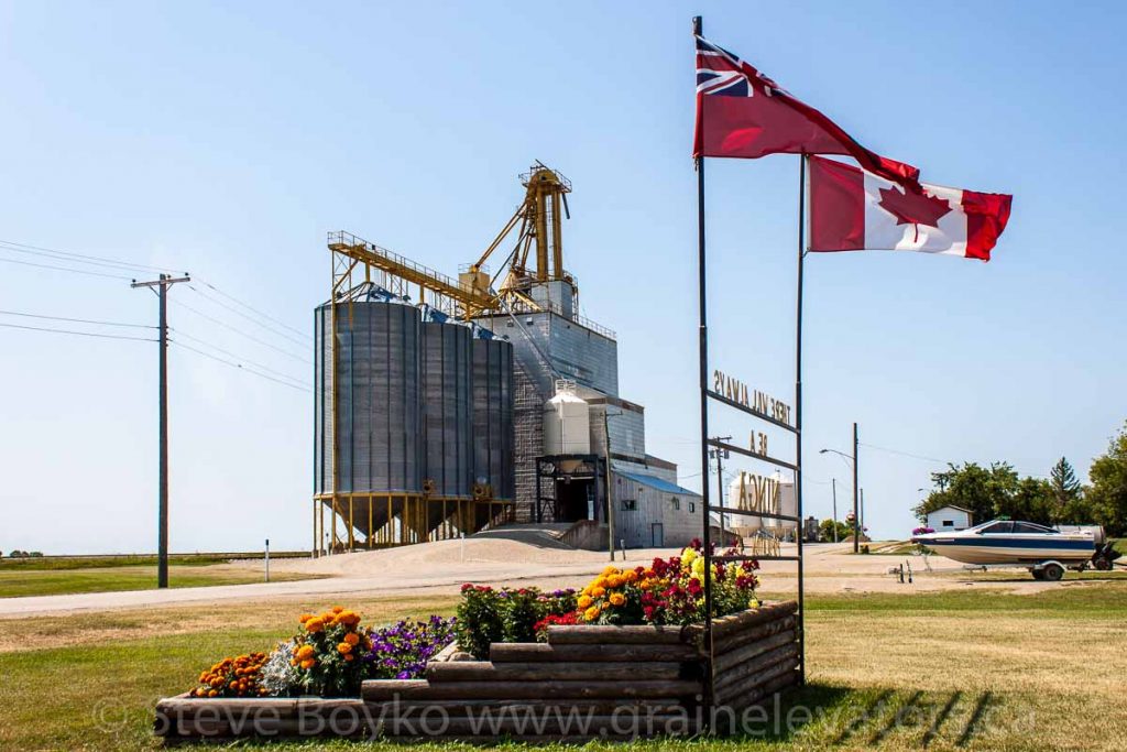 The grain elevator in Ninga, Manitoba, Aug 2014. Contributed by Steve Boyko.