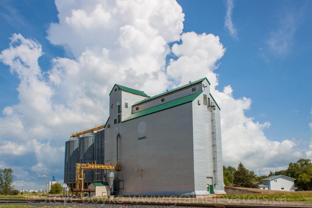 The former Manitoba Pool grain elevator in Souris, MB, Aug 2014. Contributed by Steve Boyko.