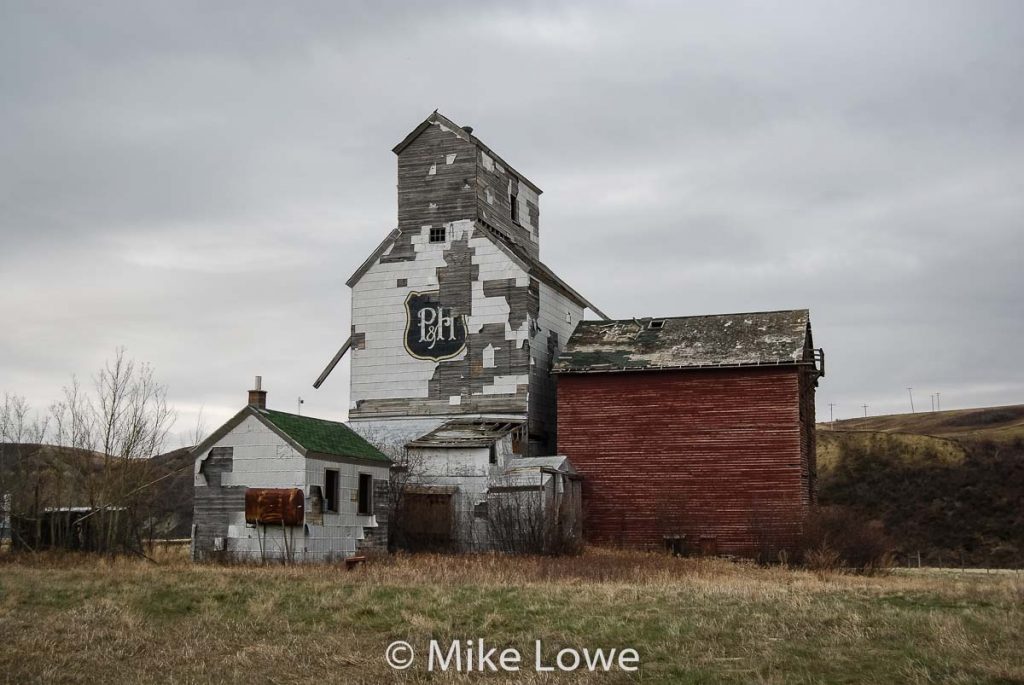 Sharples, AB grain elevator. Contributed by Mike Lowe.