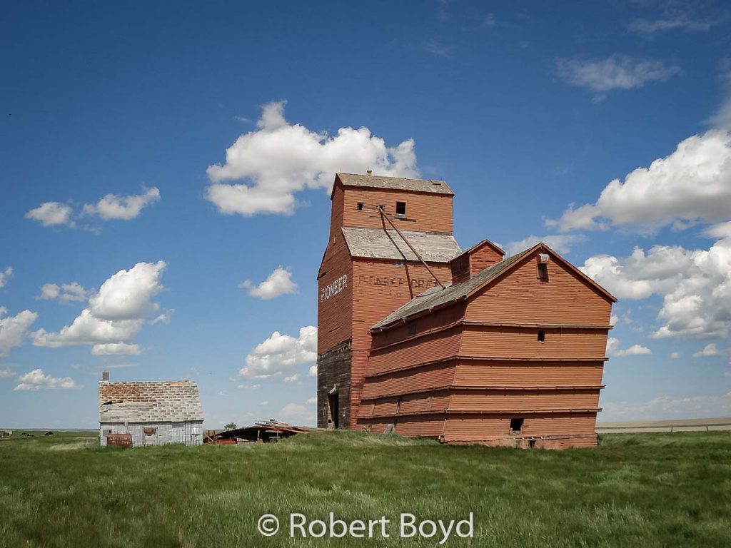 The former Pioneer grain elevator in White Bear, SK, June 2008. Contributed by Robert Boyd.