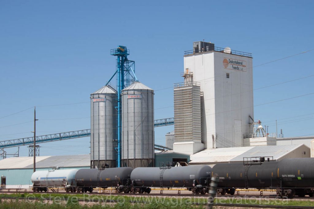 Dakotaland Feeds grain elevator in Huron, SD, July 2014. Contributed by Steve Boyko.