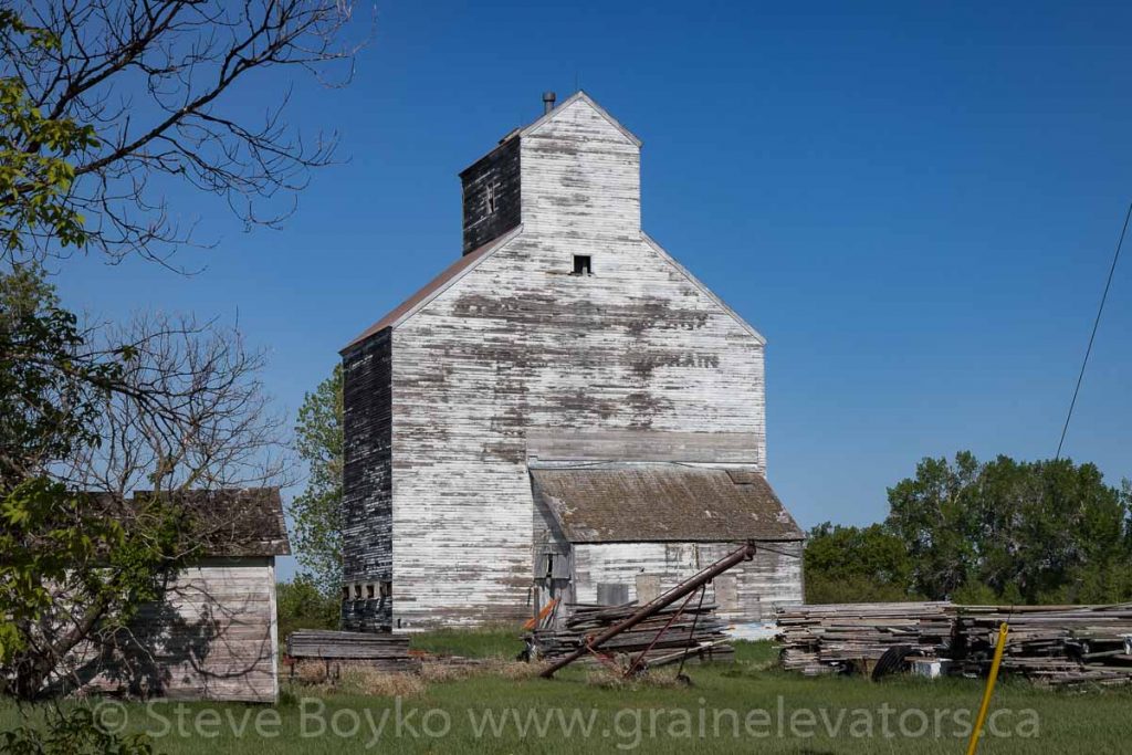 Stevens & Company grain elevator, Fannystelle MB, June 2019. Contributed by Steve Boyko.