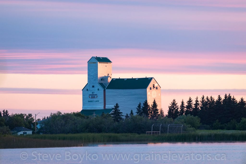 Grain elevator in Sandy Lake, Manitoba, July 2020. Contributed by Steve Boyko.