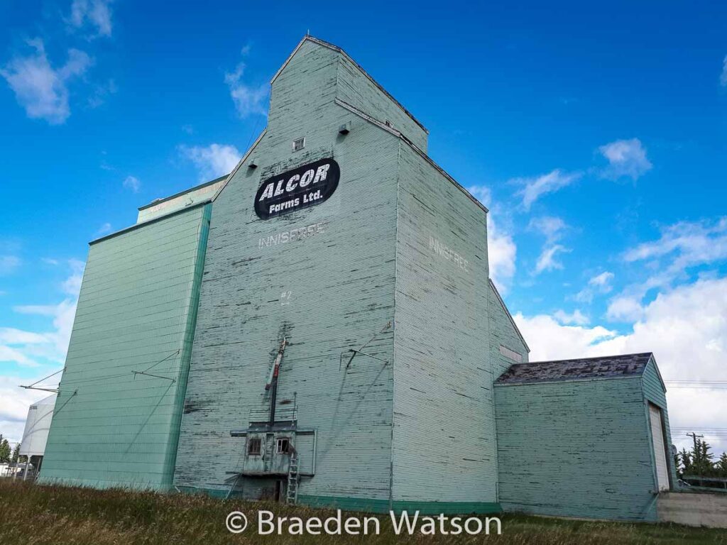 Alcor Farms grain elevator in Innisfree, AB, Sep 2020. Contributed by Braeden Watson.