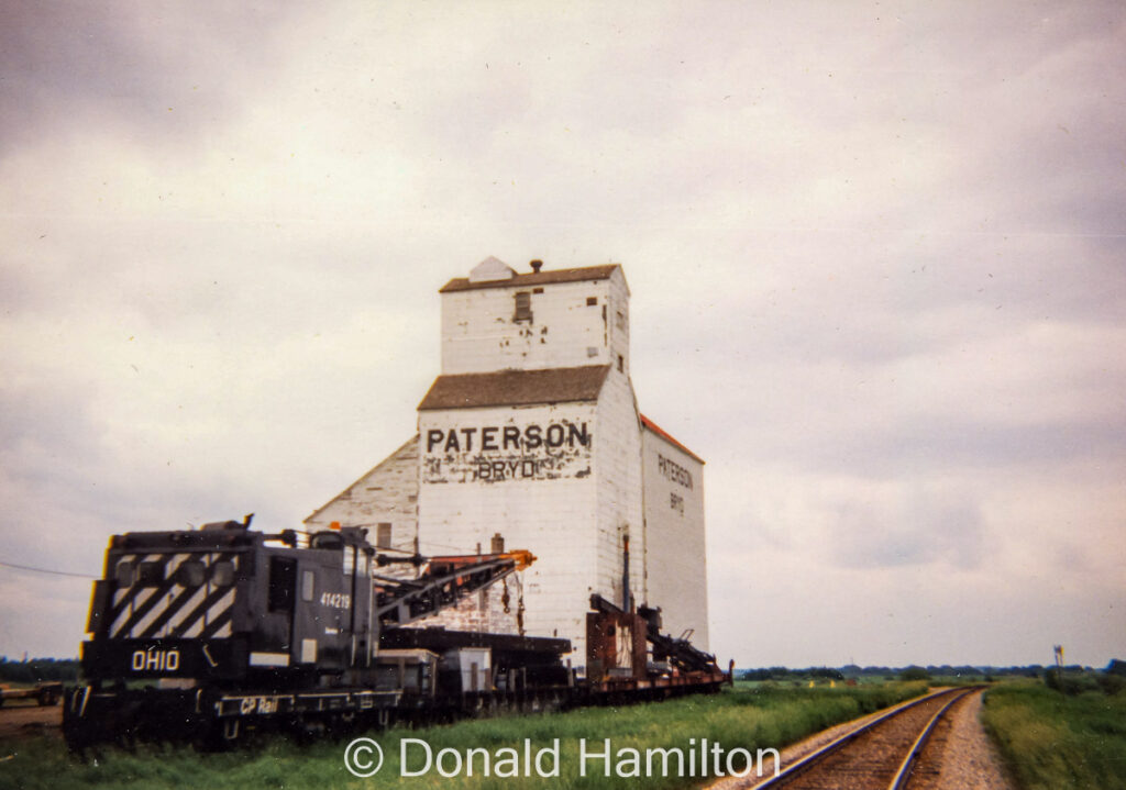 A CP crane at Bryd siding, June 1995. Copyright by Donald Hamilton.