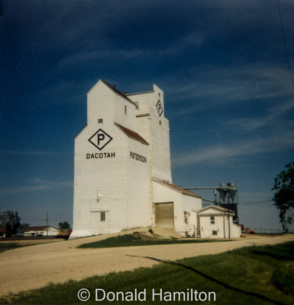 Dacotah, MB grain elevator, Apr 1991. Contributed by Donald Hamilton.