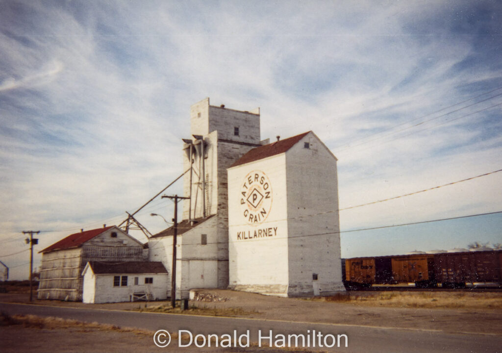 Paterson grain elevator in Killarney, MB, Sep 1995. Copyright by Donald Hamilton.