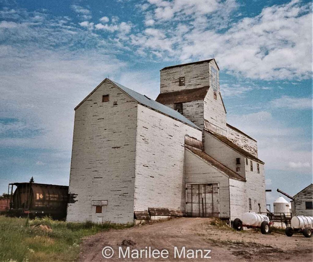 UGG grain elevator in Cupar, SK, 2007. Contributed by Marilee Manz.