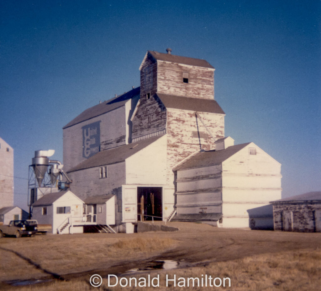 UGG grain elevator in Oakburn, MB, 1989. Copyright by Donald Hamilton.