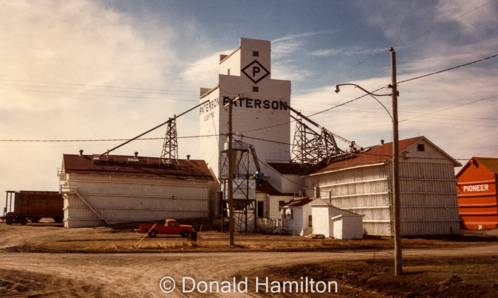Paterson grain elevator in Sceptre, SK, date unknown. Contributed by Donald Hamilton.