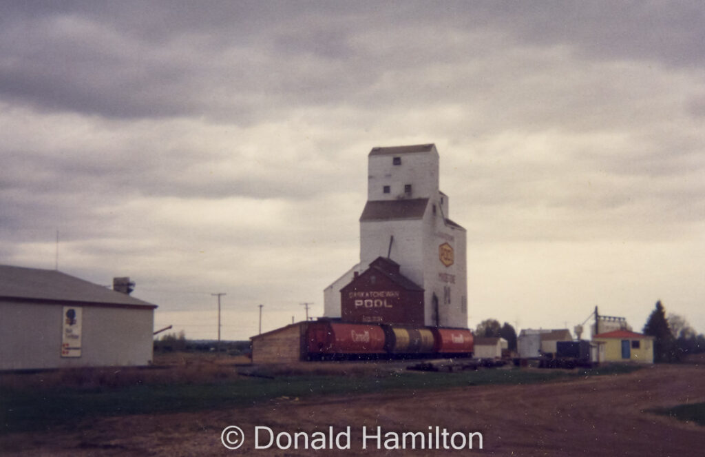 Maidstone "A" grain elevator, 1990. Copyright by Donald Hamilton.