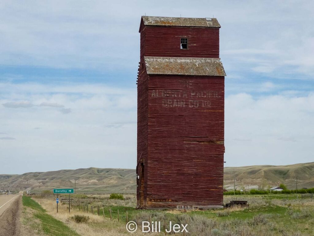 Dorothy, AB grain elevator, May 2013. Contributed by Bill Jex.